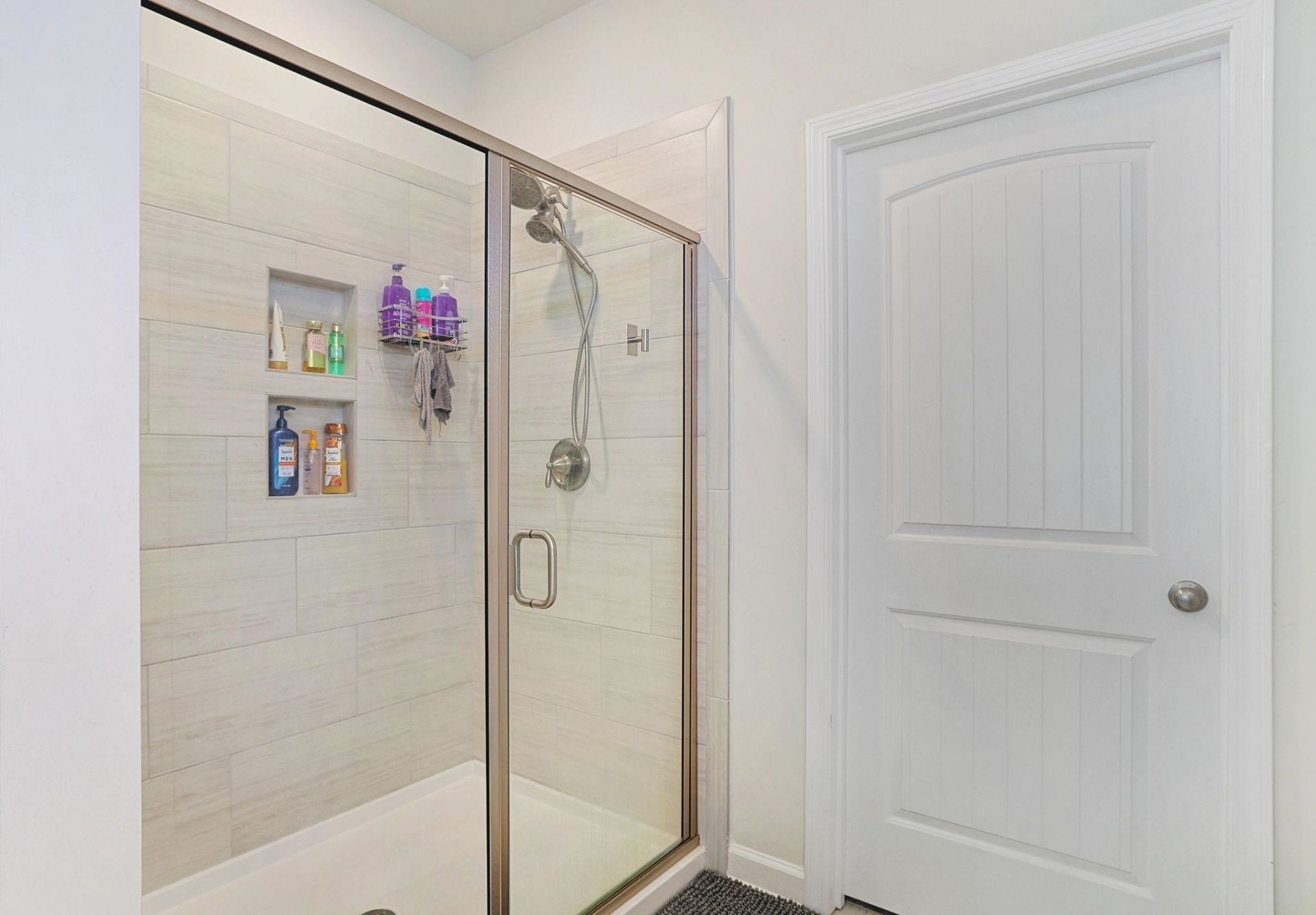 568 Canborough Lane  Photo 19
