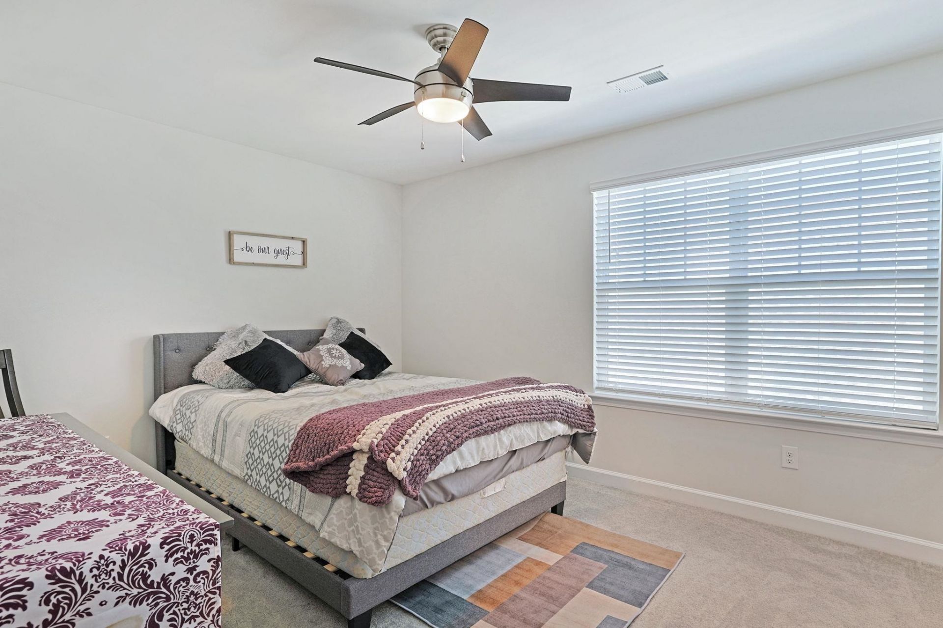 568 Canborough Lane  Photo 23
