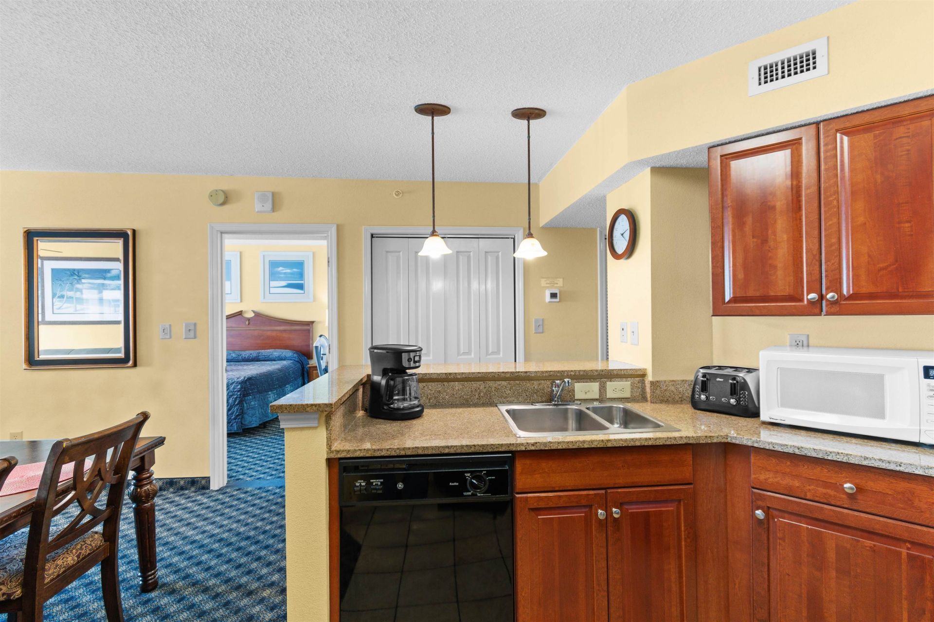 5300 N Ocean Blvd.  Photo 8