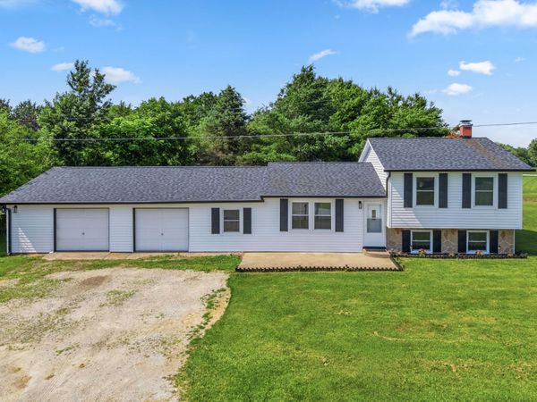 4274 Cherry Grove Road, Jamestown, OH 45335