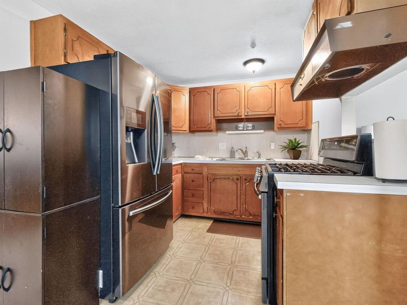 1424 E Dublin Granville Road, Columbus, OH 43229 Photo 10