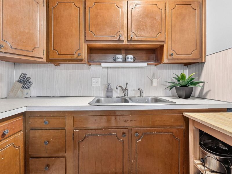 1424 E Dublin Granville Road, Columbus, OH 43229 Photo 11