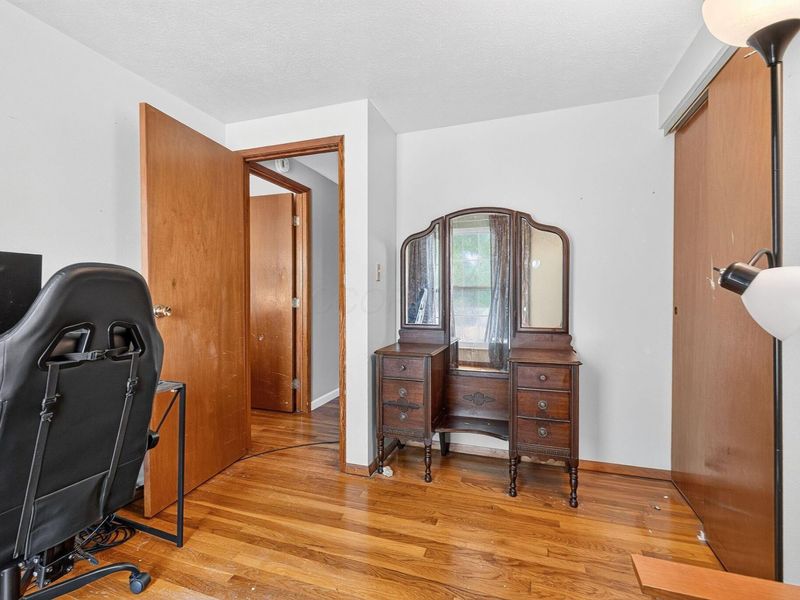 1424 E Dublin Granville Road, Columbus, OH 43229 Photo 24