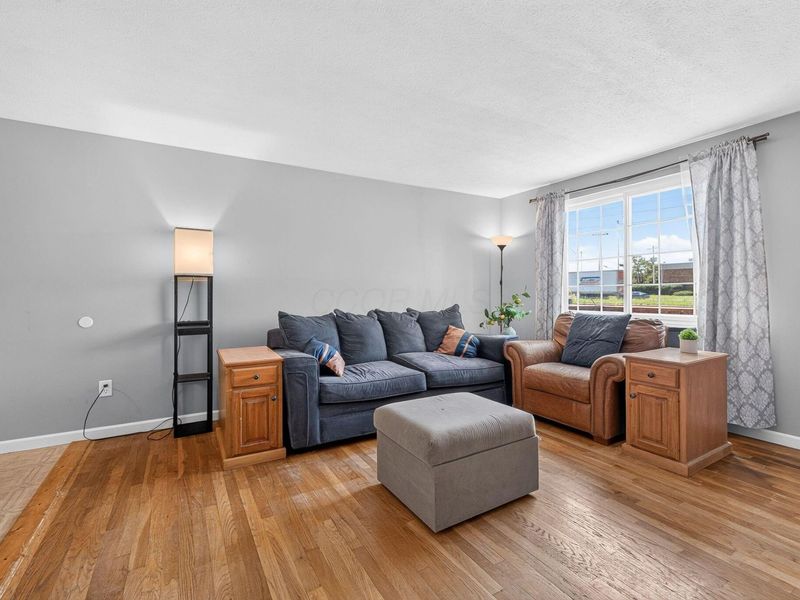 1424 E Dublin Granville Road, Columbus, OH 43229 Photo 6