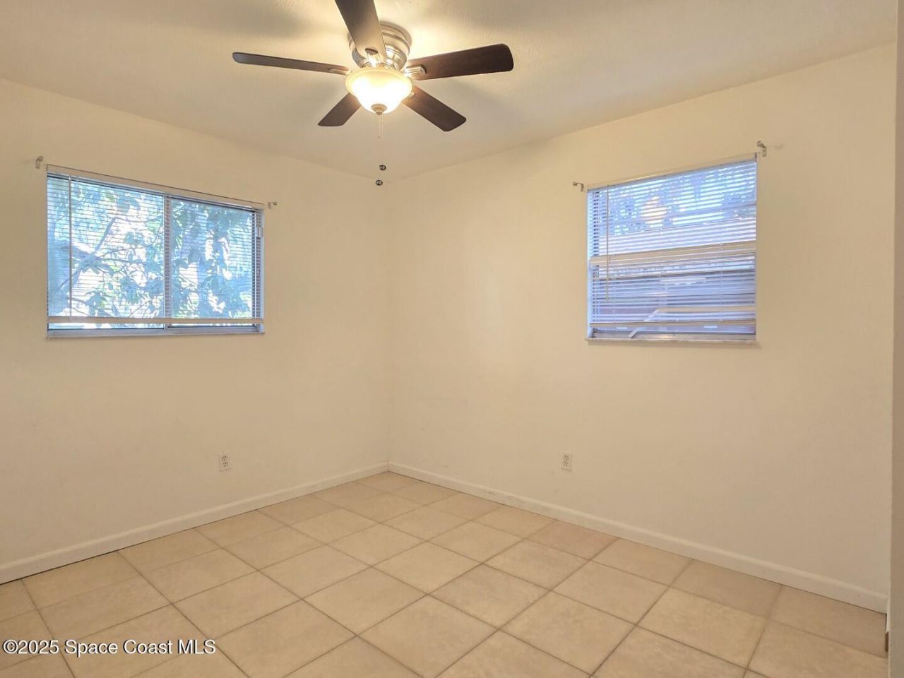 1537 Mango Tree Drive , Edgewater, FL 32132 Photo