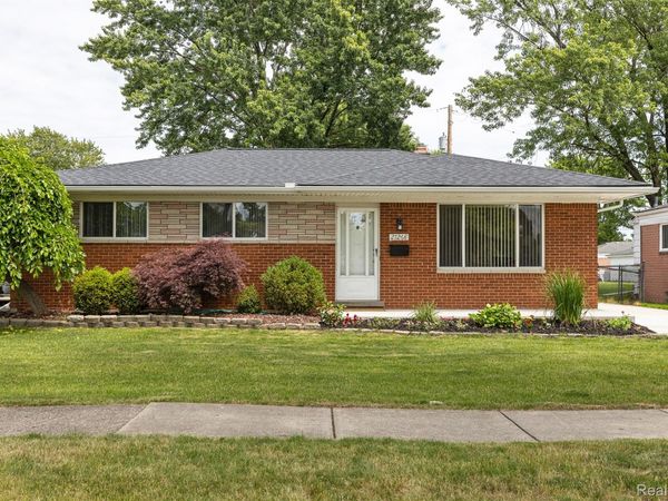 27268 Wagner Drive, Warren, Mi 48093