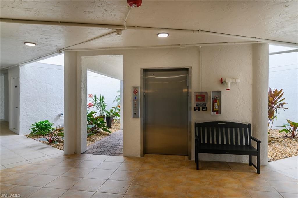 845 Collier Ct, Unit 301, Marco Island, FL 34145 Photo