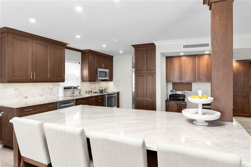 845 Collier Ct, Unit 301, Marco Island, FL 34145 Photo