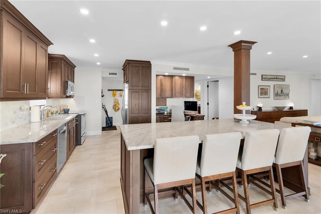 845 Collier Ct, Unit 301, Marco Island, FL 34145 Photo