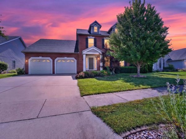 14 Rosewood Court , Bloomington, IL 61704