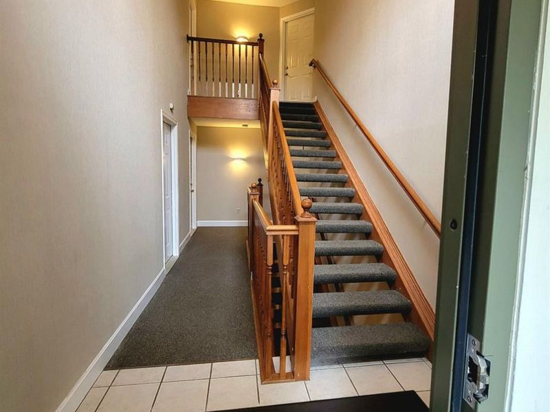 5892 Stonebridge Circle, Unit 301, Miami Twp, OH 45150 Photo 16