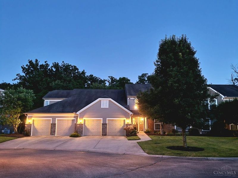 5892 Stonebridge Circle, Unit 301, Miami Twp, OH 45150 Photo 18