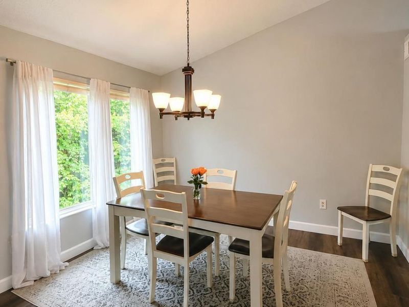 5892 Stonebridge Circle, Unit 301, Miami Twp, OH 45150 Photo 6
