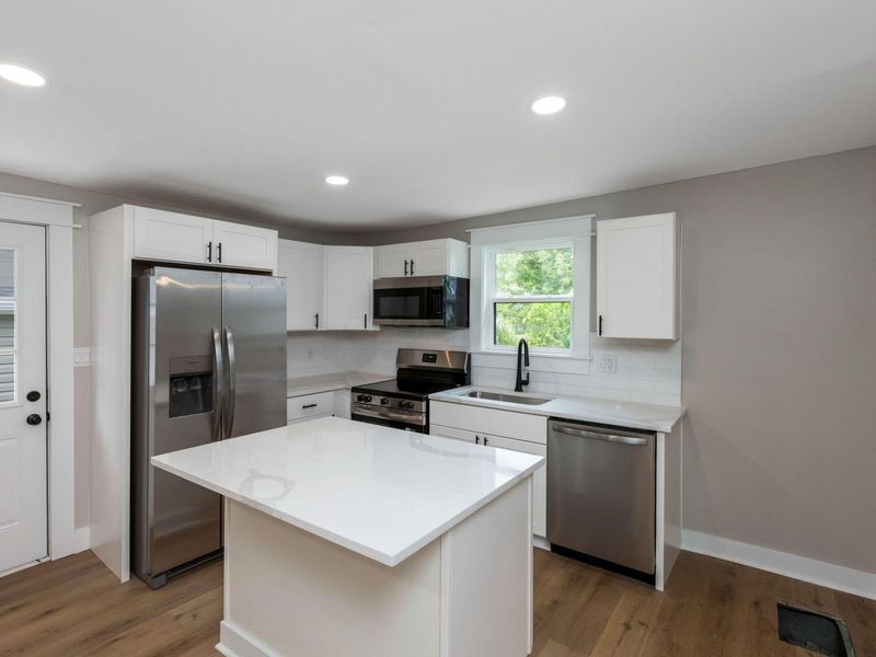 401 South Street , Lancaster, OH 43130 Photo 16