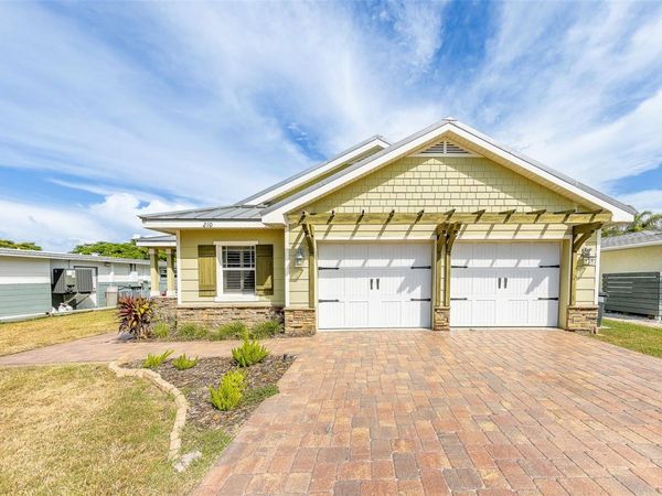 210 176TH TERRACE DRIVE E, REDINGTON SHORES, FL 33708