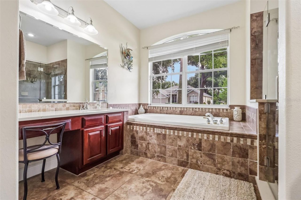 115 W Blue Water Edge Drive , Eustis, FL 32736 Photo