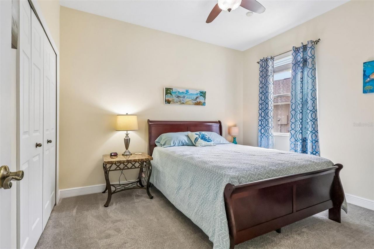 115 W Blue Water Edge Drive , Eustis, FL 32736 Photo