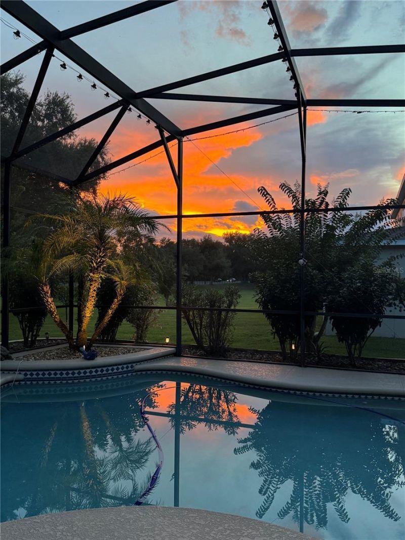 115 W Blue Water Edge Drive , Eustis, FL 32736 Photo