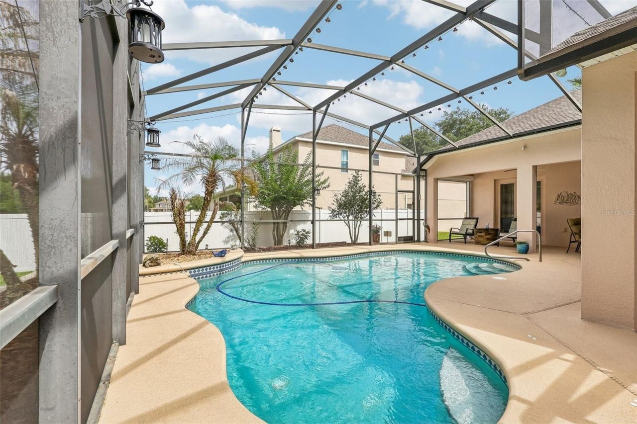 115 W Blue Water Edge Drive , Eustis, FL 32736 Photo
