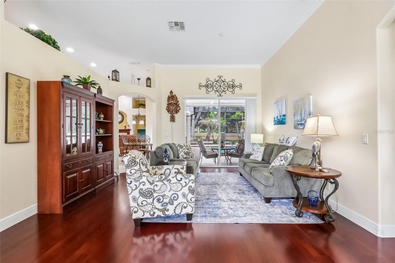 115 W Blue Water Edge Drive , Eustis, FL 32736 Photo