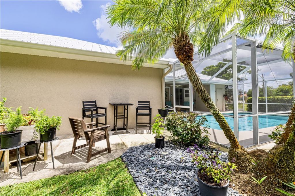 3315 65th Avenue, Vero Beach, FL 32966 Photo