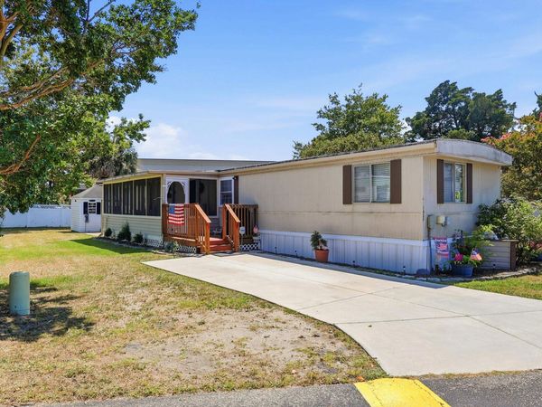 1420 Circle Dr. , North Myrtle Beach, SC 29582