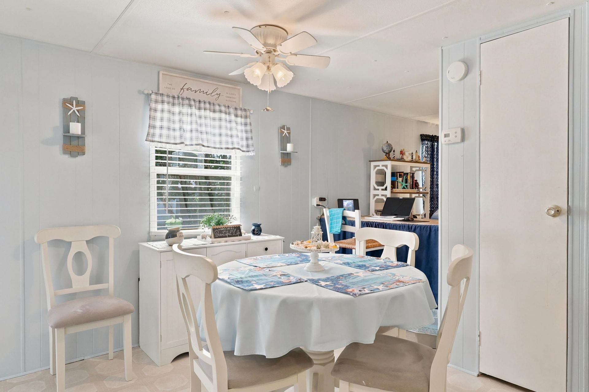 1420 Circle Dr.  Photo 13
