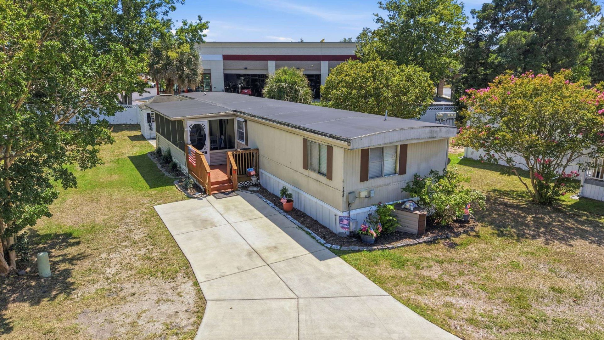 1420 Circle Dr.  Photo 32