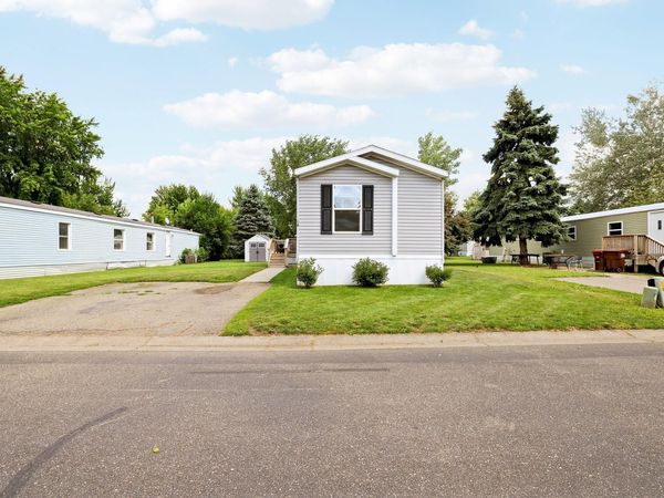 14 Shannon Drive, Hastings, MN 55033