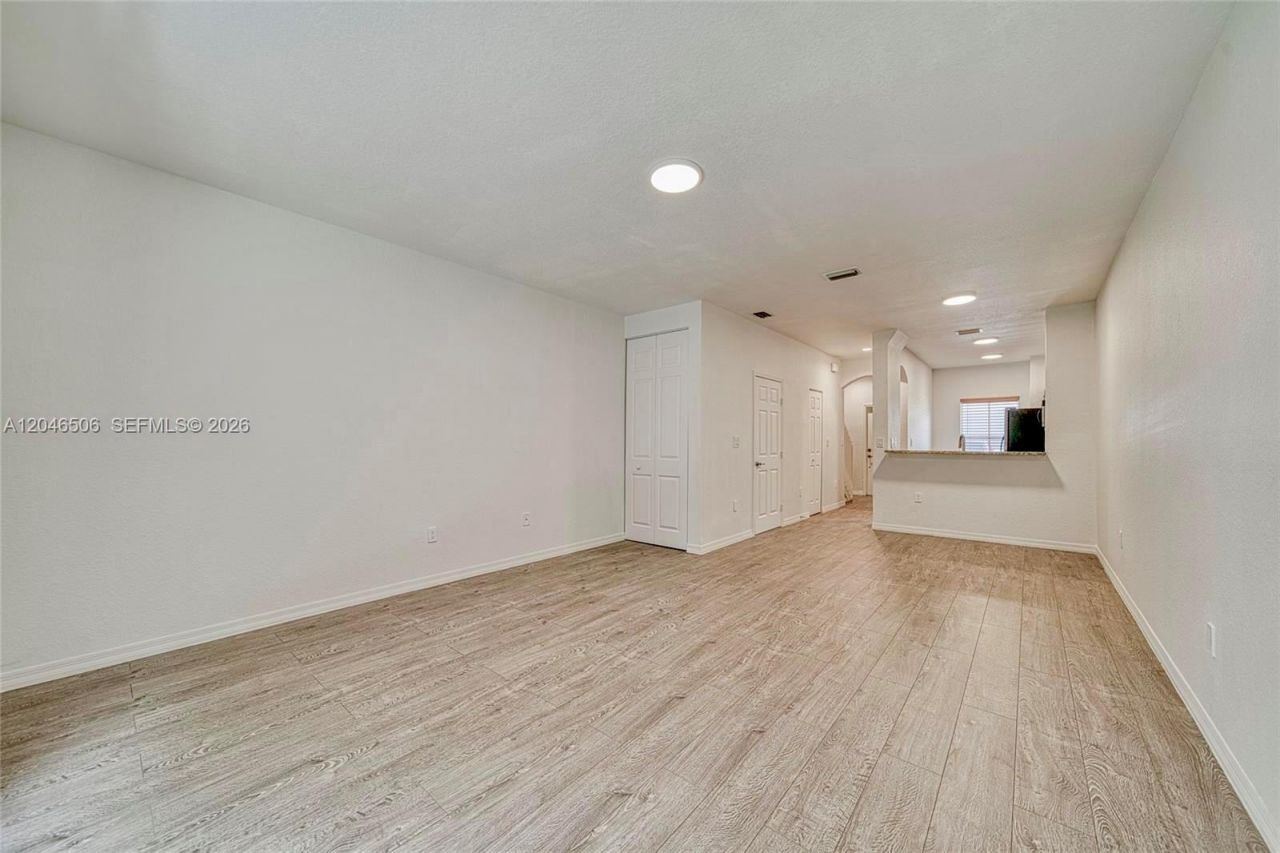 14033 SW 49th St , Unit 6, Miramar, FL 33027 Photo