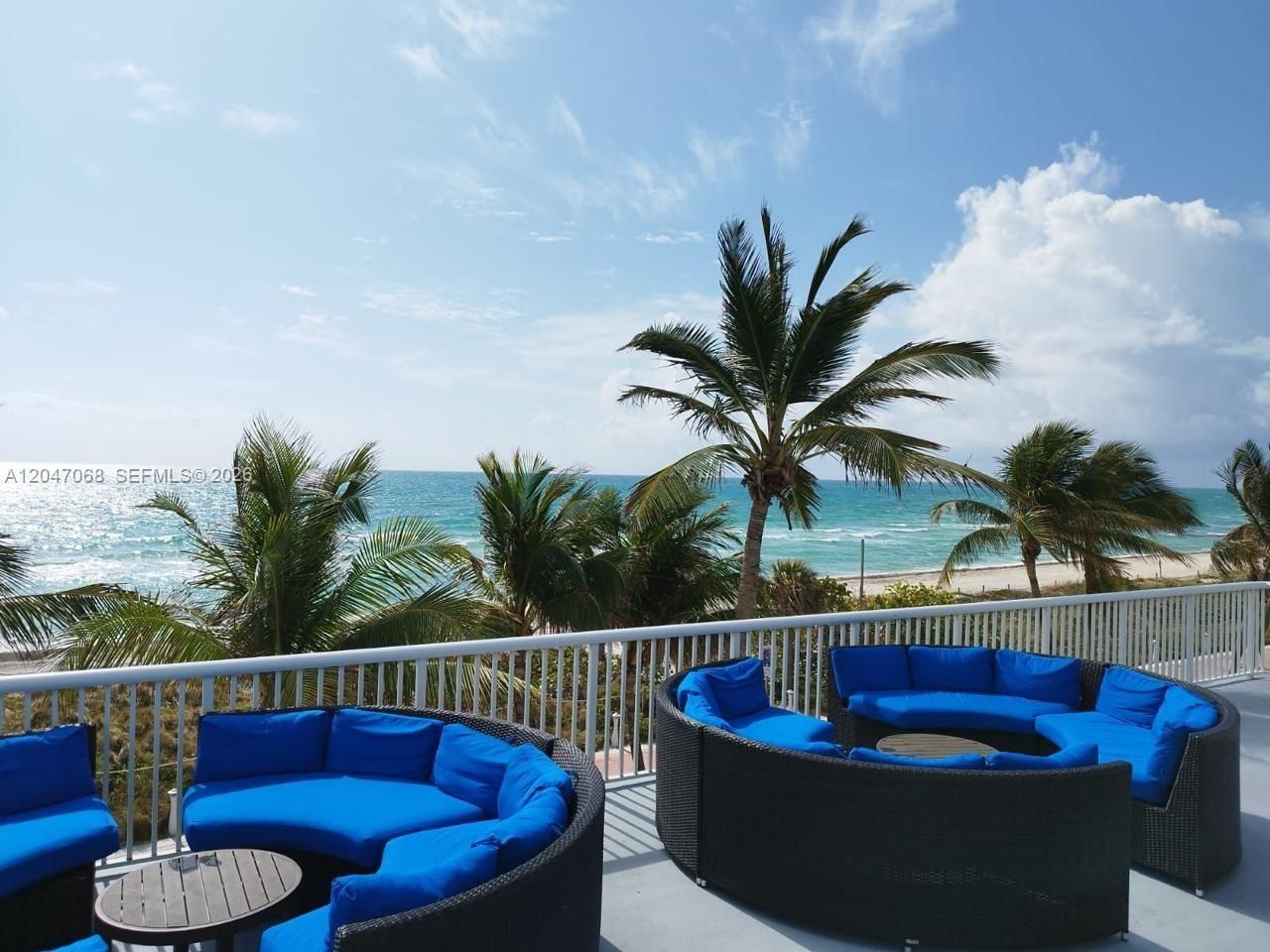 5401 Collins Ave, Unit 1110, Miami Beach, FL 33140 Photo