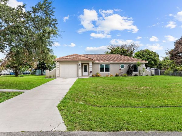 265 SW Dalton Circle, Port St. Lucie, FL 34953