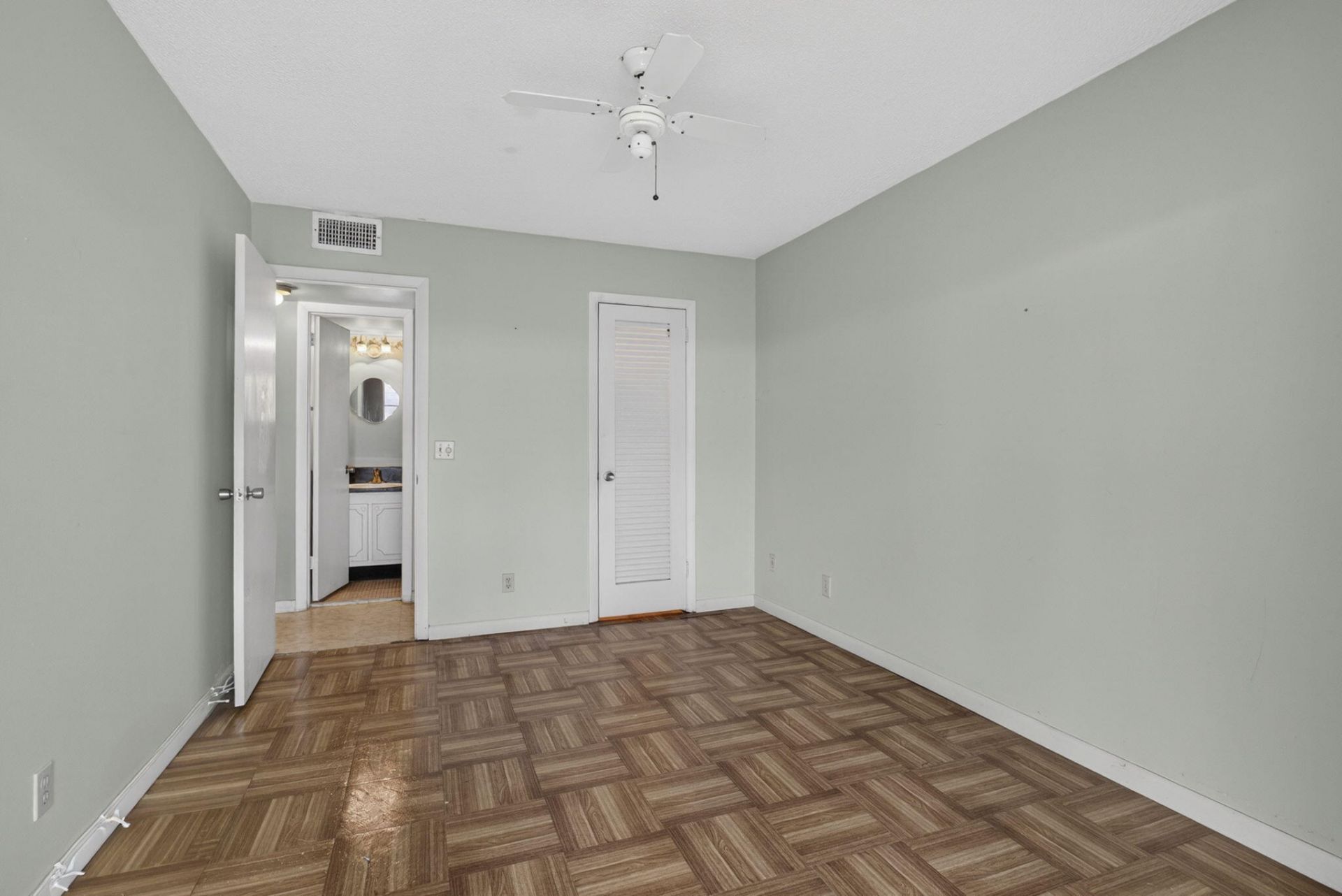 111 Sheffield E, West Palm Beach, FL 33417 Photo