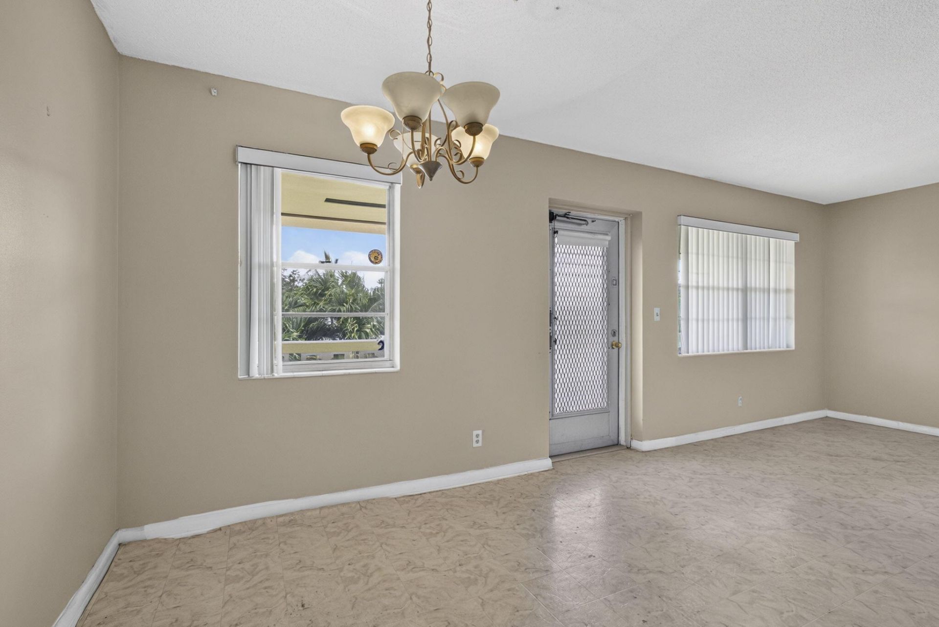 111 Sheffield E, West Palm Beach, FL 33417 Photo