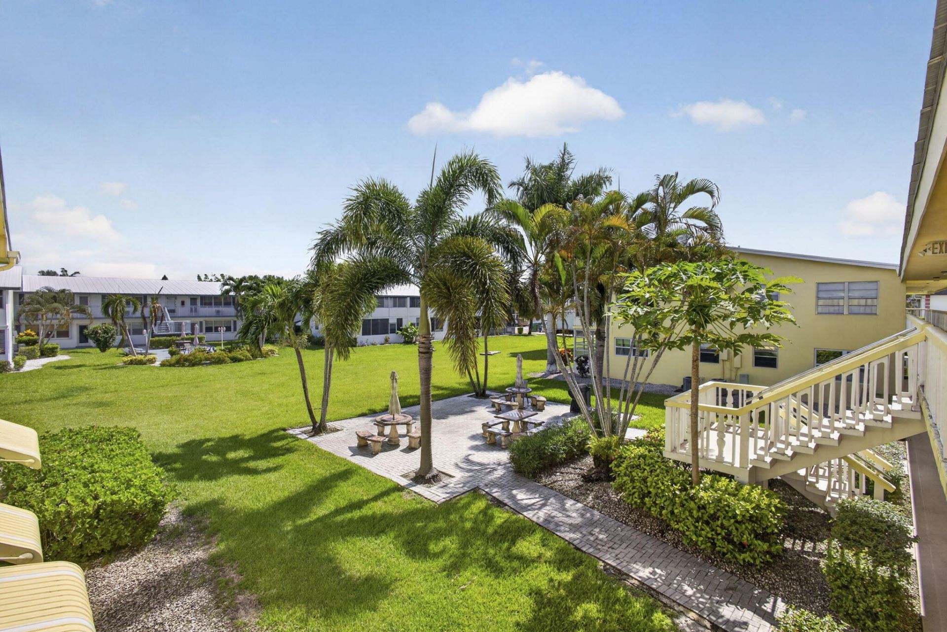 111 Sheffield E, West Palm Beach, FL 33417 Photo