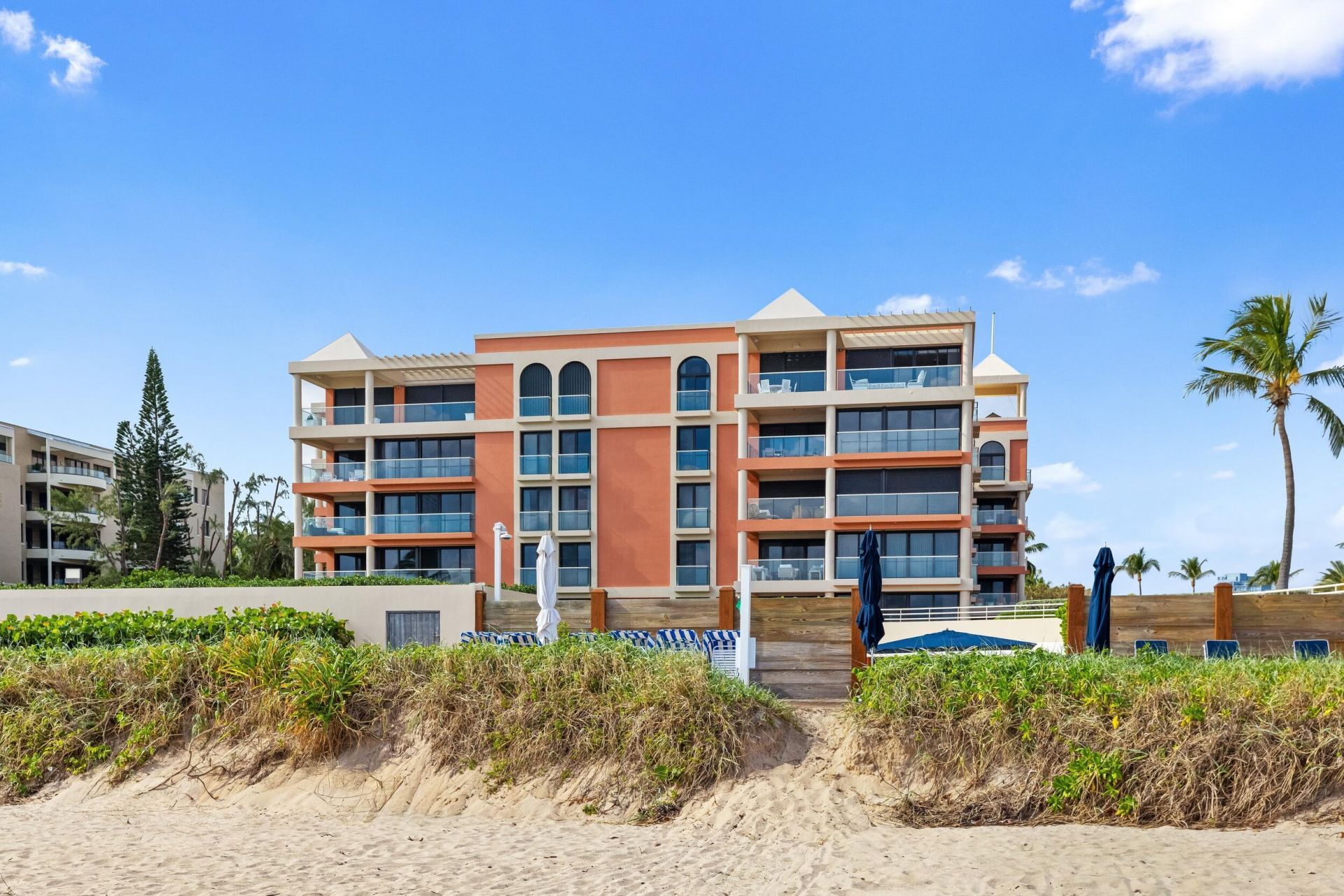 2 N Breakers Row, Unit N32, Palm Beach, FL 33480 Photo