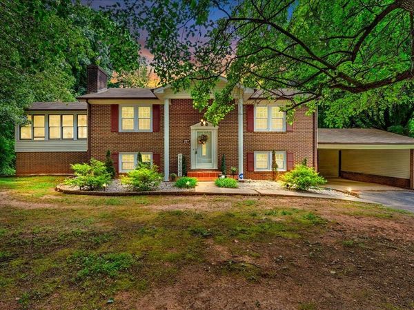 227 Vista View LN , Ridgeway, VA 24148