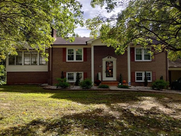 227 Vista View LN , Ridgeway, VA 24148