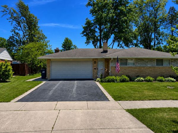 Des Plaines, IL 60016