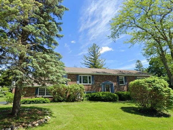 909 DUNDEE Avenue, Barrington, IL 60010