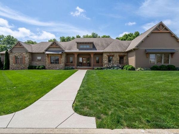 15785 Belfry Drive , Bloomington, IL 61705