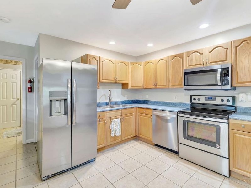 538 Palmerston Drive, Delhi Twp, OH 45238 Photo 12