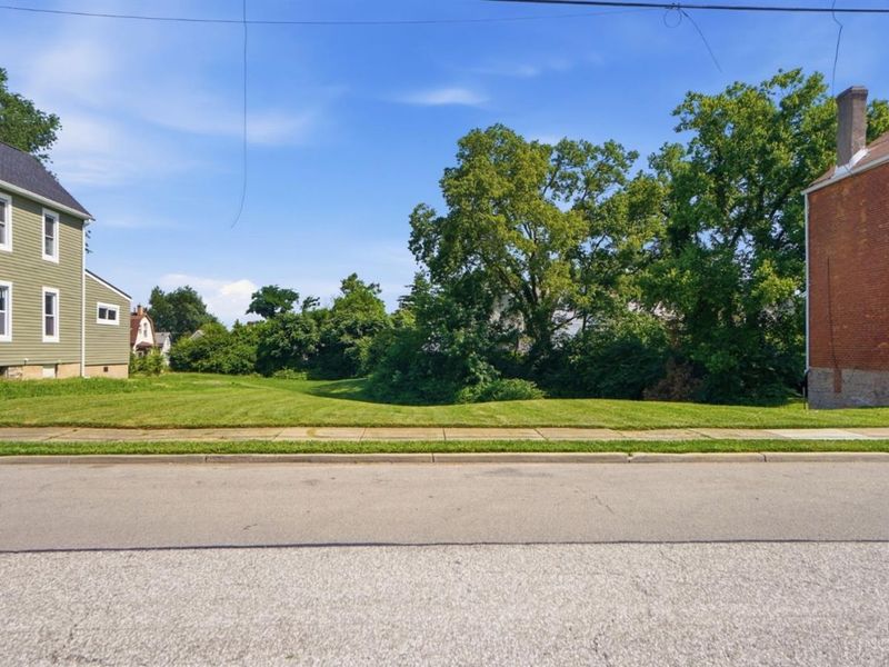 1614 Brewster Avenue, Cincinnati, OH 45207 Photo 2
