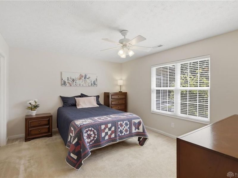 127 Edinburgh Village Drive, Centerville, OH 45458 Photo 18