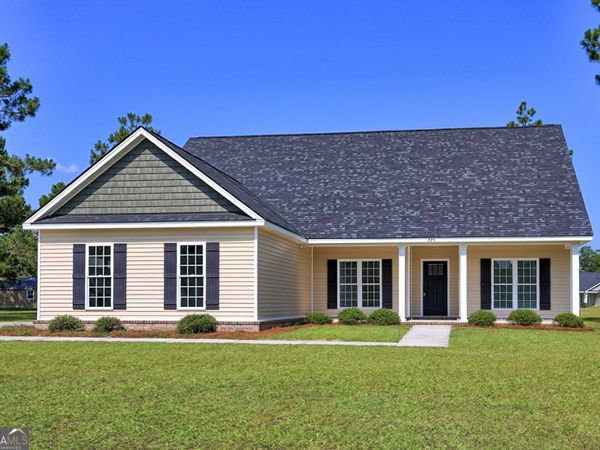 225 Alcovy Circle, Ellabell, GA 31308