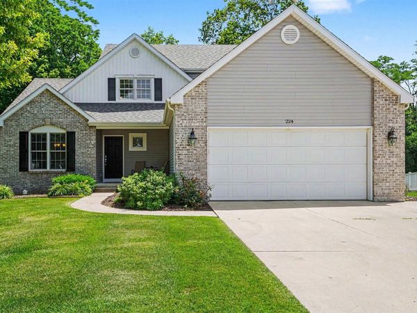 224 Livingston Bay Court, Mishawaka, IN 46544