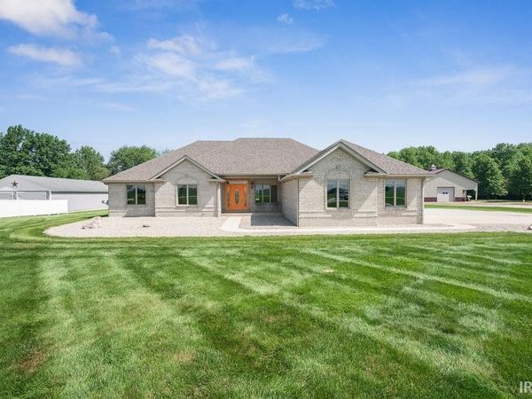 9332 W 300 SOUTH, Russiaville, IN 46979