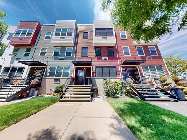 555 Egan Street , Brooklyn, NY 11239