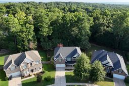 358 Bronze Drive  photo 4