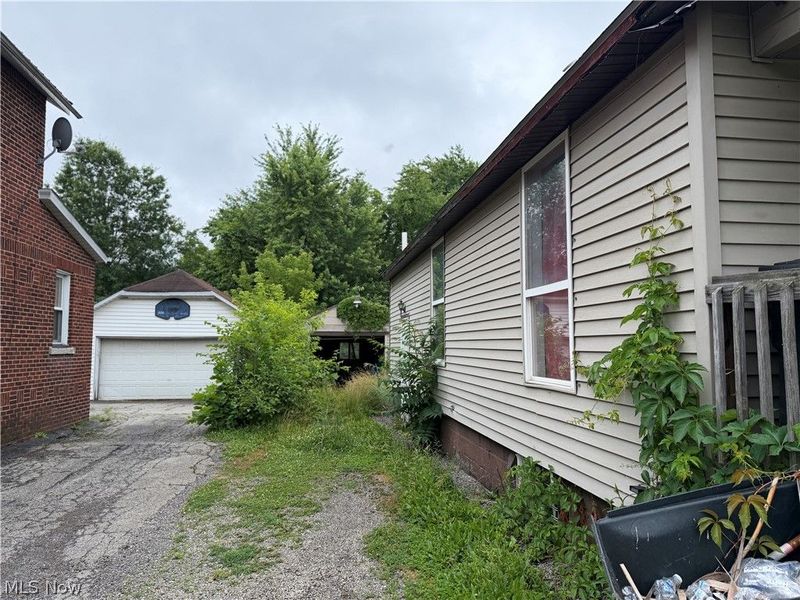 159 Comstock Street NW, Warren, OH 44483 Photo 6